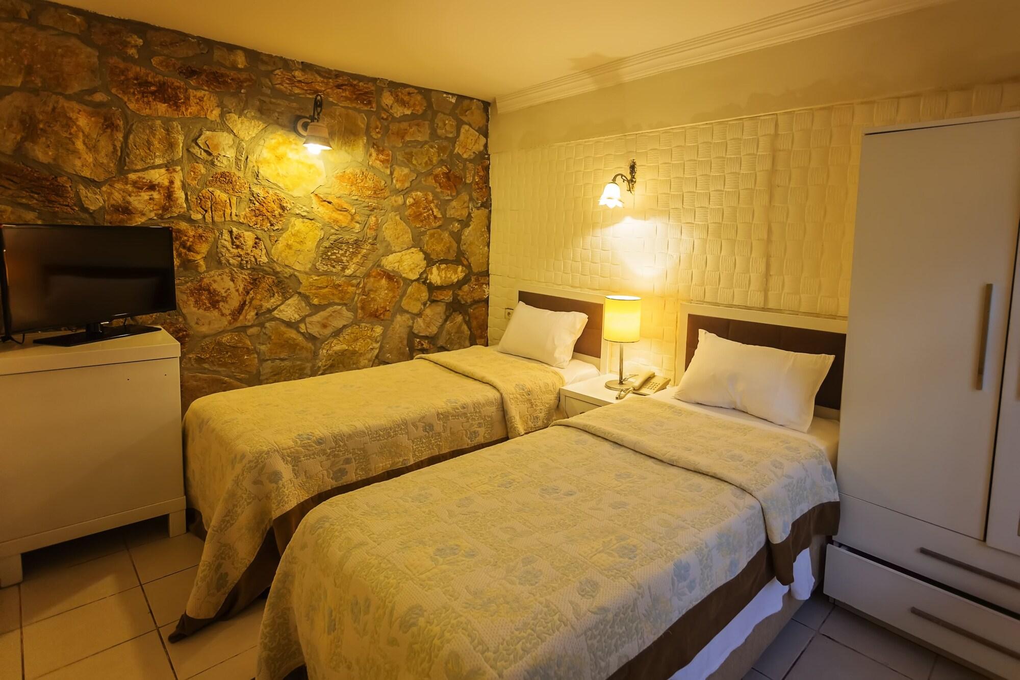 Paradise Garden Hotel 올루데니스 외부 사진