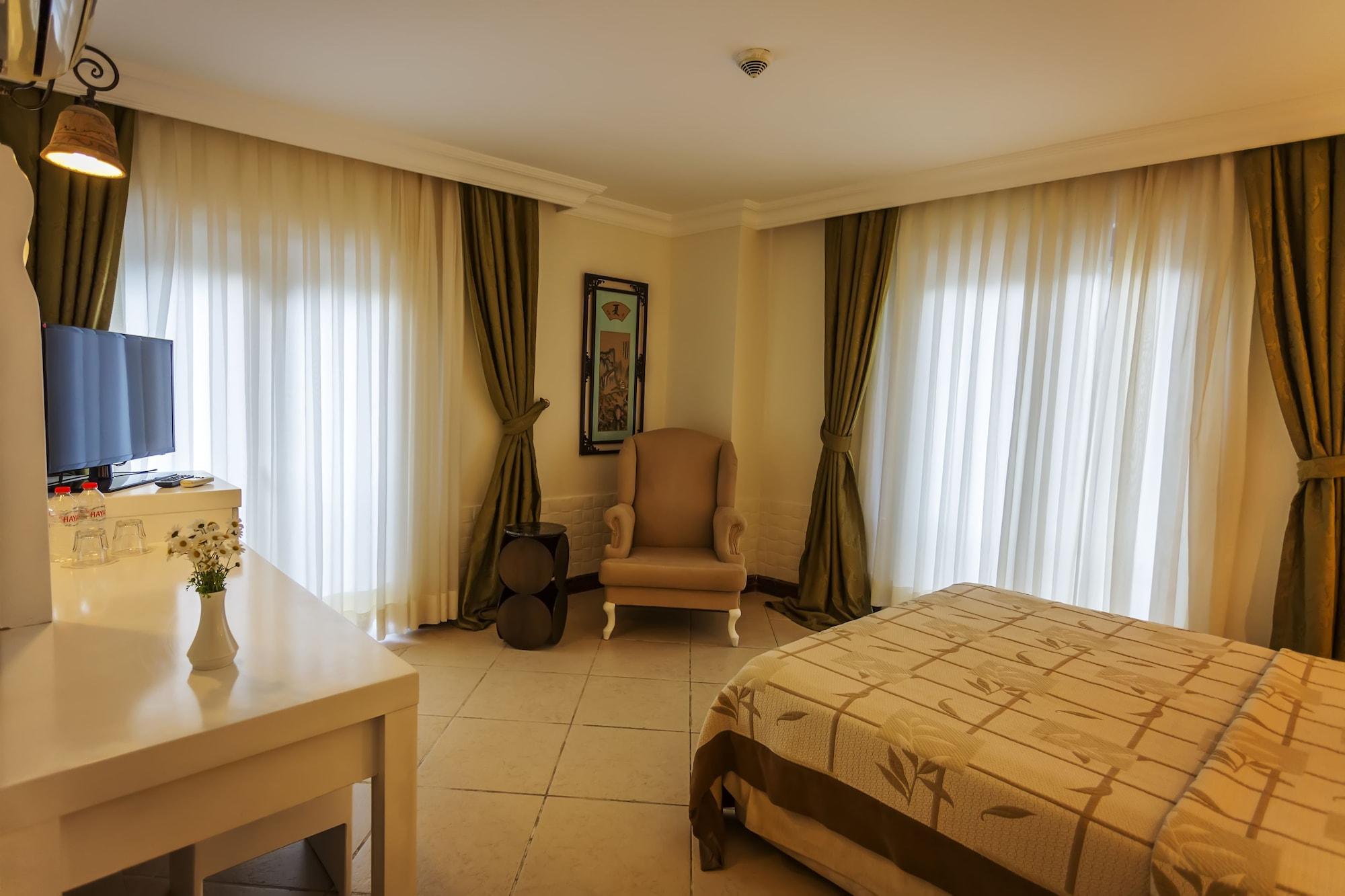 Paradise Garden Hotel 올루데니스 외부 사진