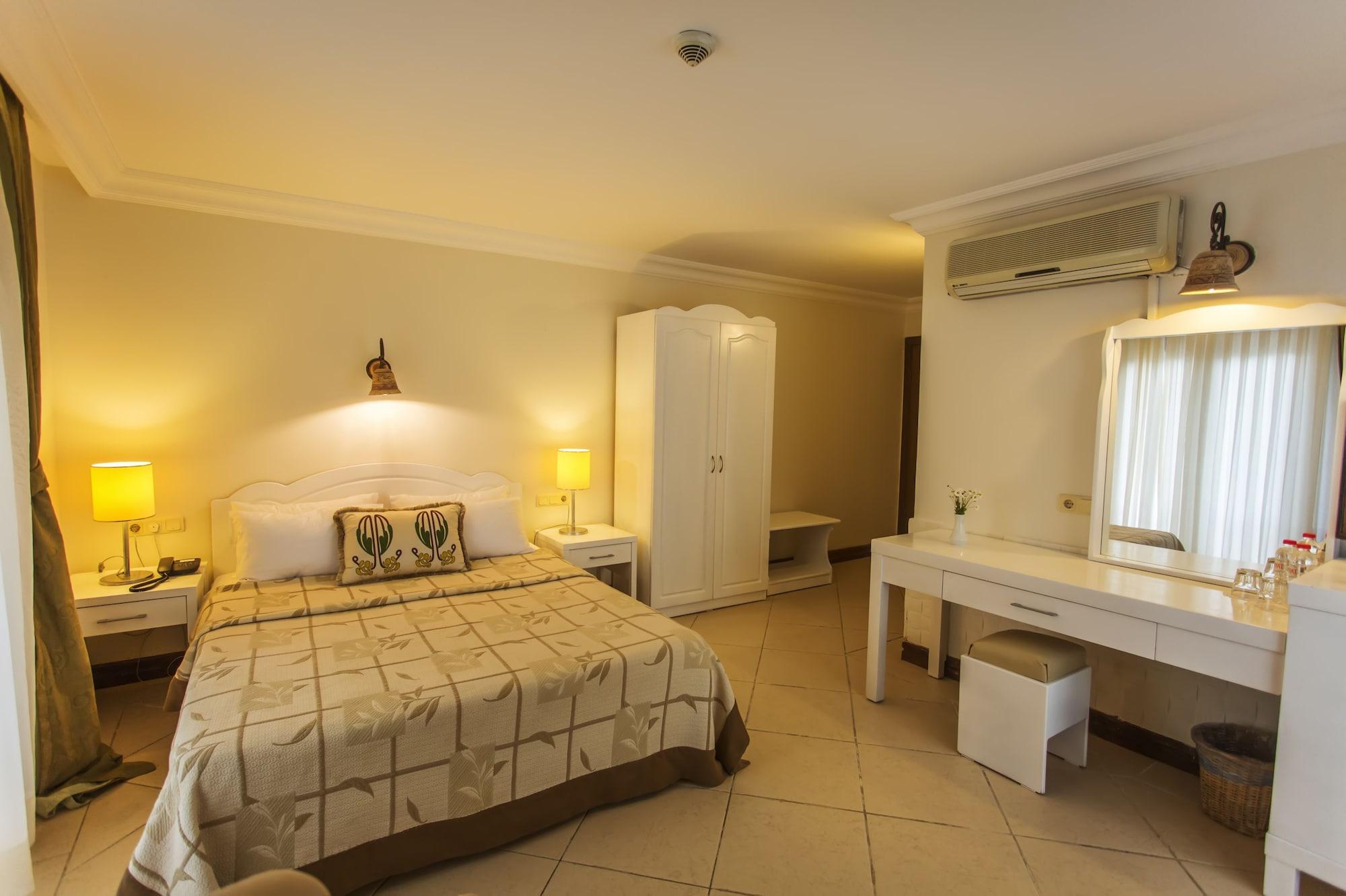 Paradise Garden Hotel 올루데니스 외부 사진